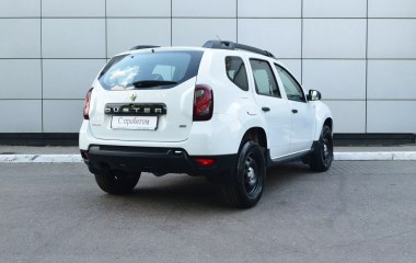 Renault Duster Privilege 1.6 МКПП превью 6