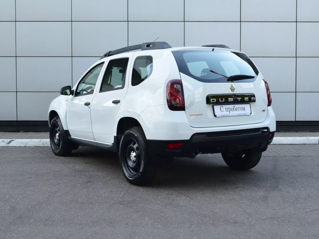 Renault Duster Privilege 1.6 МКПП фото 8