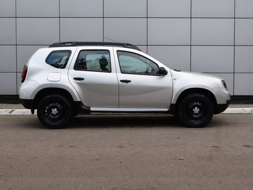 Renault Duster Life 1.5 МКПП фото 4