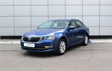 Skoda Octavia Ambition 1.6 АКПП превью 3