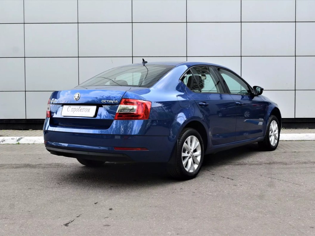 Skoda Octavia Ambition 1.6 АКПП фото 6