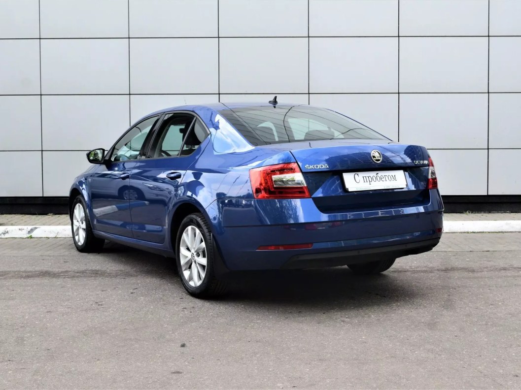 Skoda Octavia Ambition 1.6 АКПП фото 8