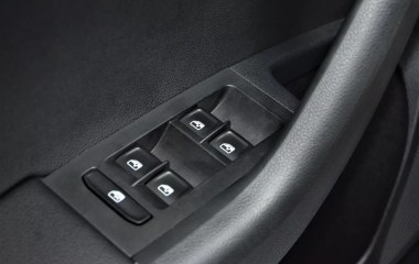 Skoda Octavia Ambition 1.6 АКПП превью 15