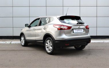 Nissan Qashqai SE 1.2 CVT превью 8