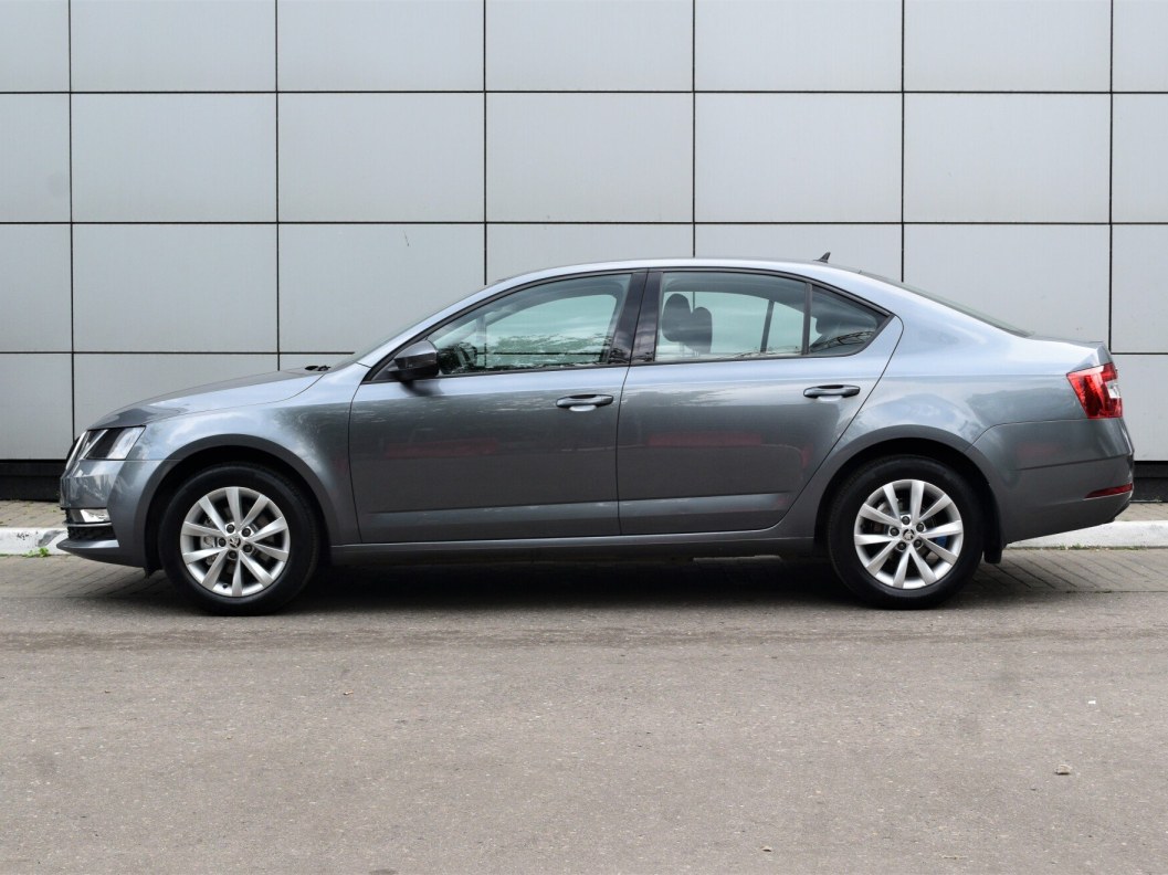 Skoda Octavia Ambition 1.6 АКПП фото 5