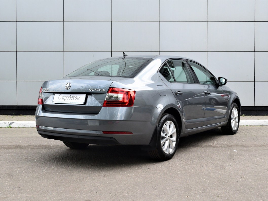 Skoda Octavia Ambition 1.6 АКПП фото 6