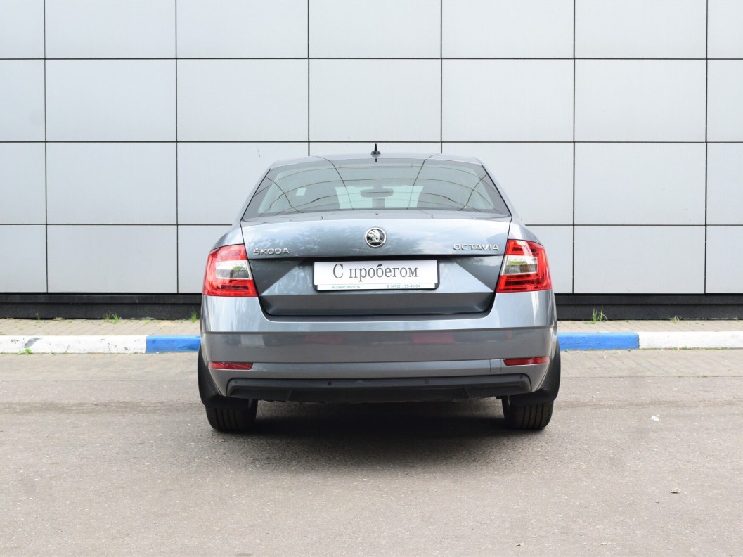 Skoda Octavia Ambition 1.6 АКПП фото 7