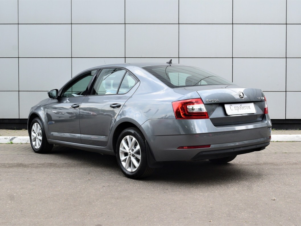 Skoda Octavia Ambition 1.6 АКПП фото 8
