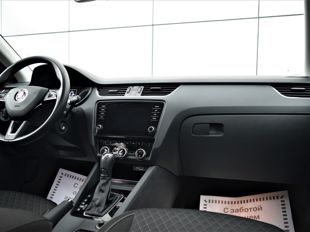 Skoda Octavia Ambition 1.6 АКПП фото 20