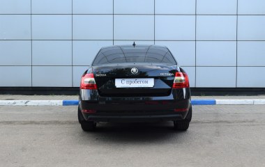 Skoda Octavia 1.4 DSG превью 7