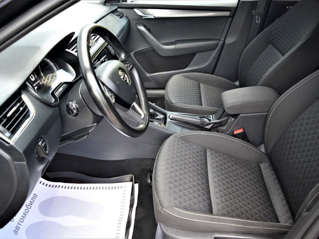 Skoda Octavia 1.4 DSG фото 9