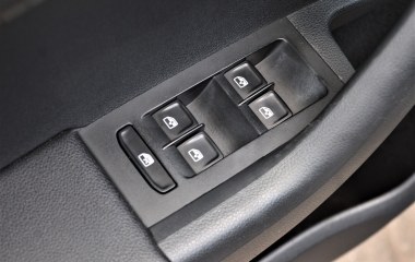 Skoda Octavia 1.4 DSG превью 15