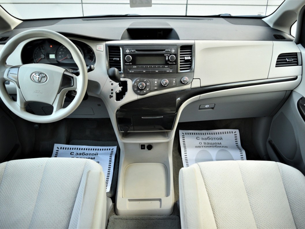 Toyota Sienna 2.7 АКПП фото 10