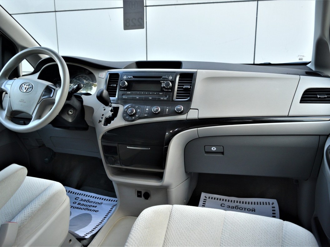 Toyota Sienna 2.7 АКПП фото 23