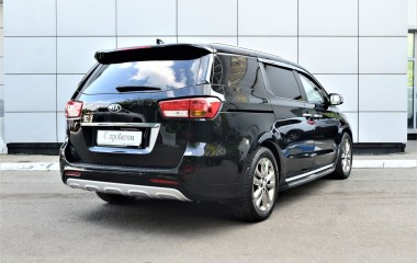 Kia Carnival 2.2 АКПП превью 6