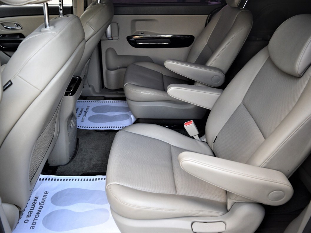 Kia Carnival 2.2 АКПП фото 13