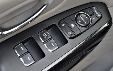 Kia Carnival 2.2 АКПП превью 17