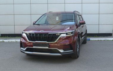 Kia Carnival Luxe 2.2 АКПП превью 3