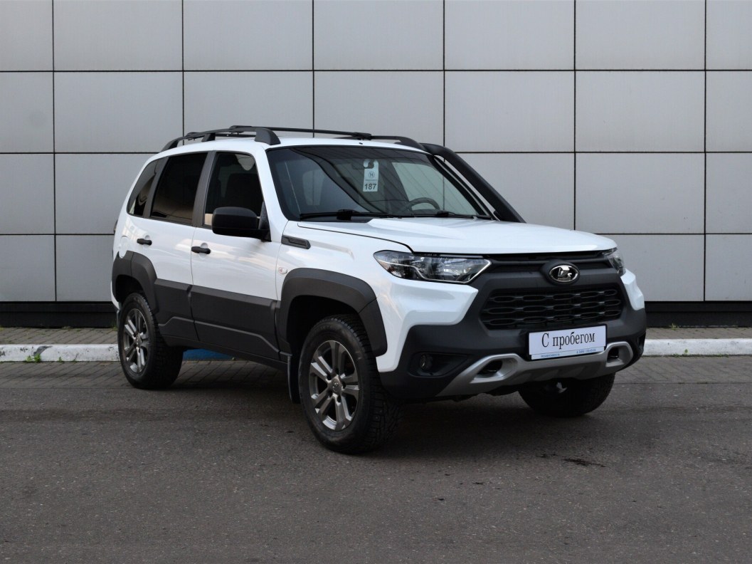 ВАЗ (Lada) Niva Luxe Offroad 1.7 МКПП фото 1