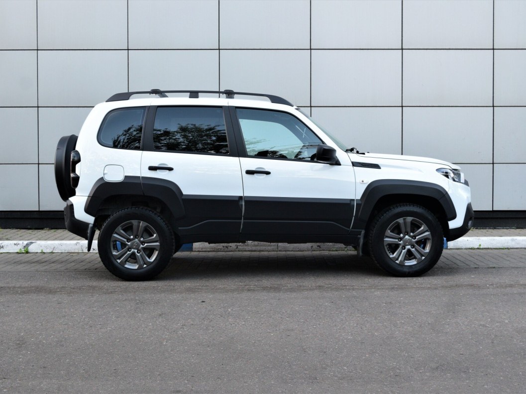 ВАЗ (Lada) Niva Luxe Offroad 1.7 МКПП фото 4