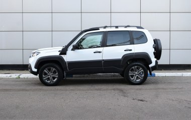 ВАЗ (Lada) Niva Luxe Offroad 1.7 МКПП превью 5