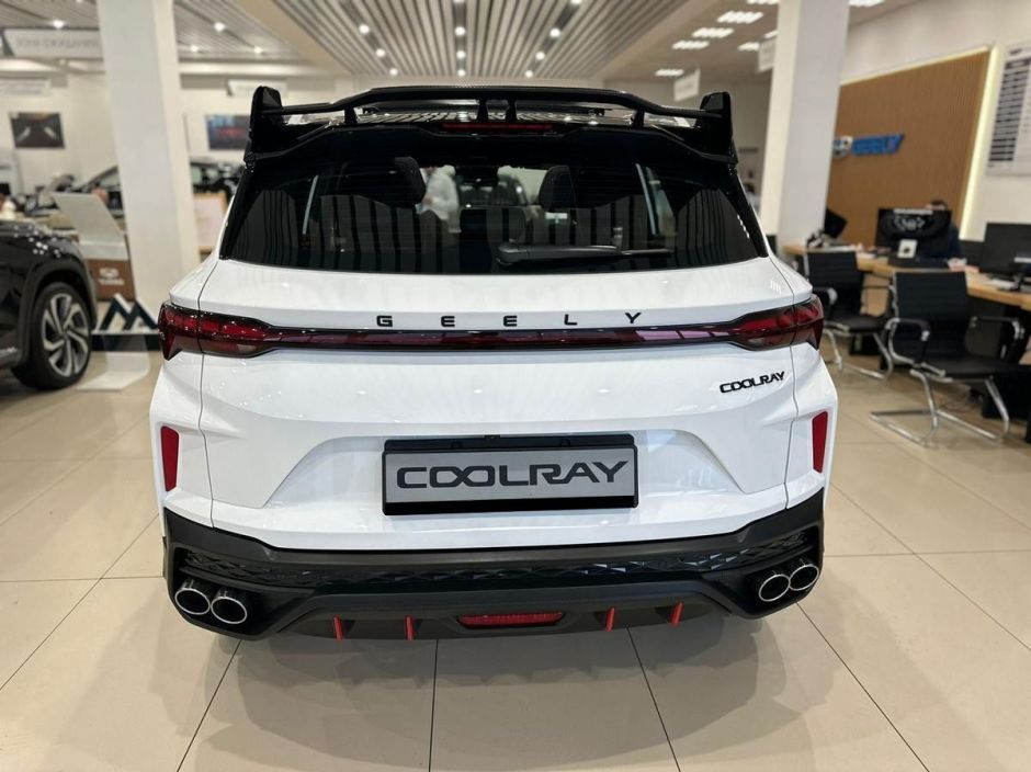 Geely Coolray Flagship 1.5 РКПП, 2024 фото 3