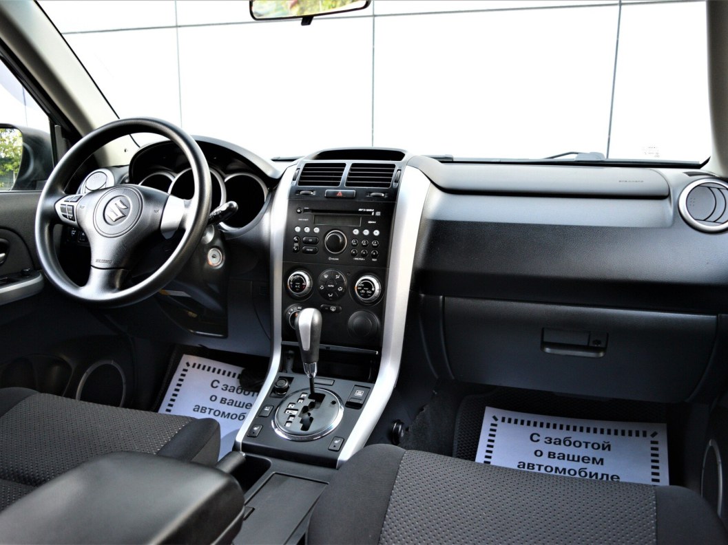 Suzuki Grand Vitara 2.0 АКПП фото 21