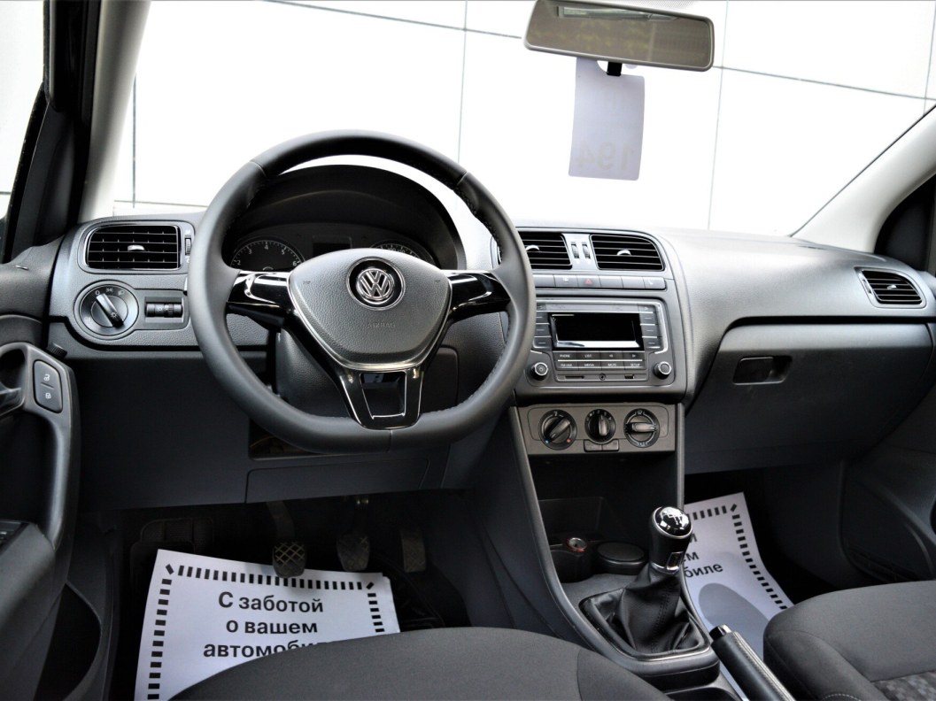 Volkswagen Polo Comfortline 1.6 МКПП фото 16