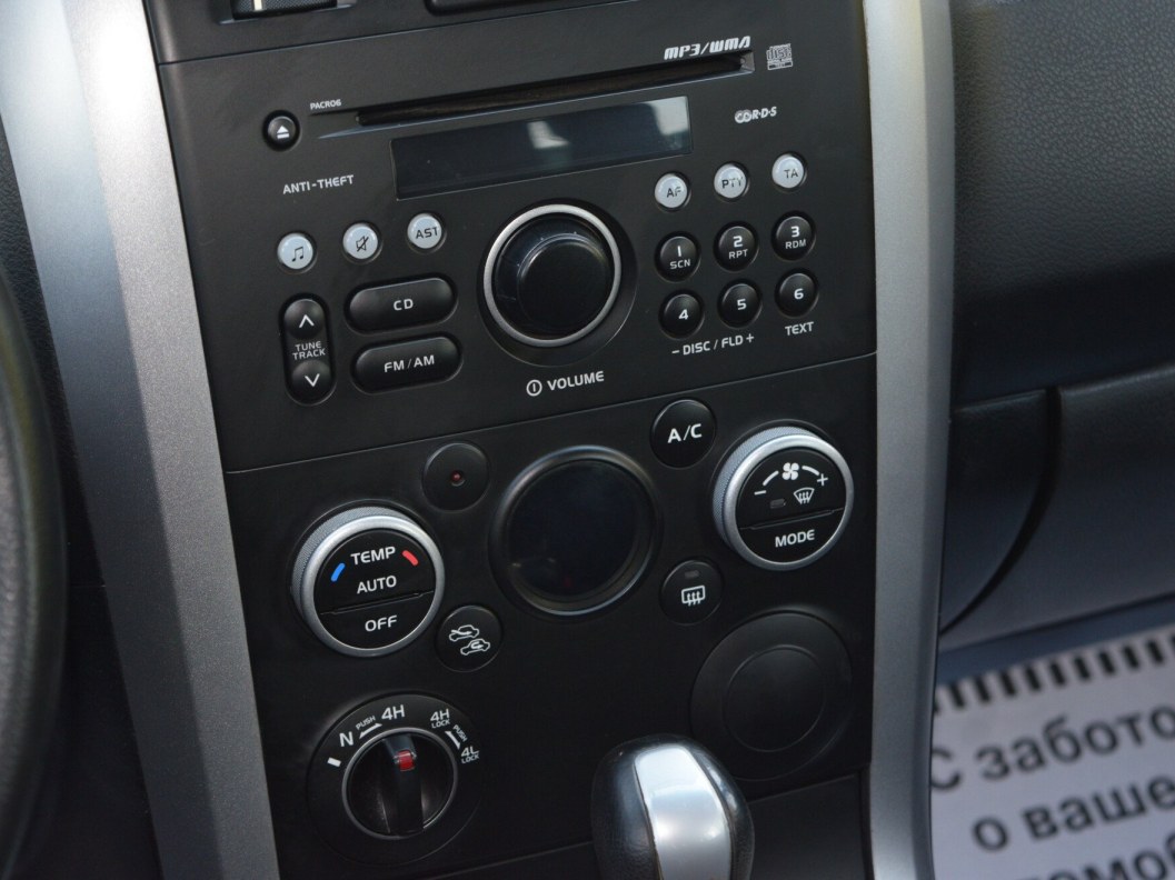 Suzuki Grand Vitara Exclusive 2.0 АКПП фото 15