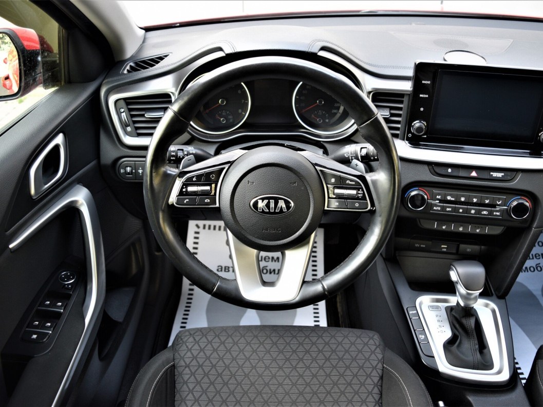 Kia Ceed Prestige 1.6 АКПП фото 18