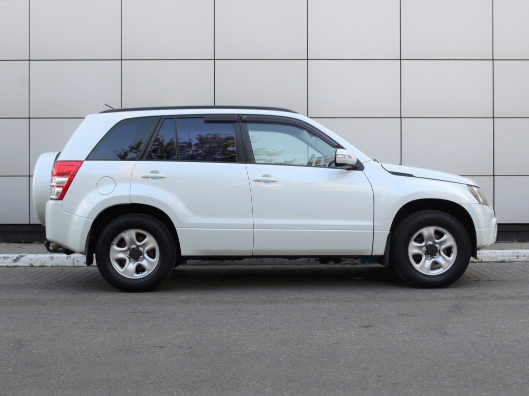 Suzuki Grand Vitara 2.0 АКПП фото 4