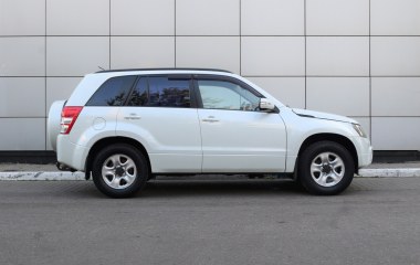 Suzuki Grand Vitara 2.0 АКПП превью 4