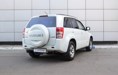 Suzuki Grand Vitara 2.0 АКПП превью 6