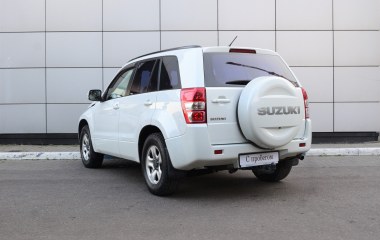 Suzuki Grand Vitara 2.0 АКПП превью 8