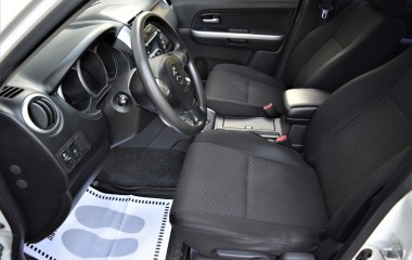 Suzuki Grand Vitara 2.0 АКПП превью 10