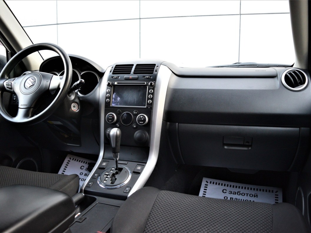 Suzuki Grand Vitara 2.0 АКПП фото 23