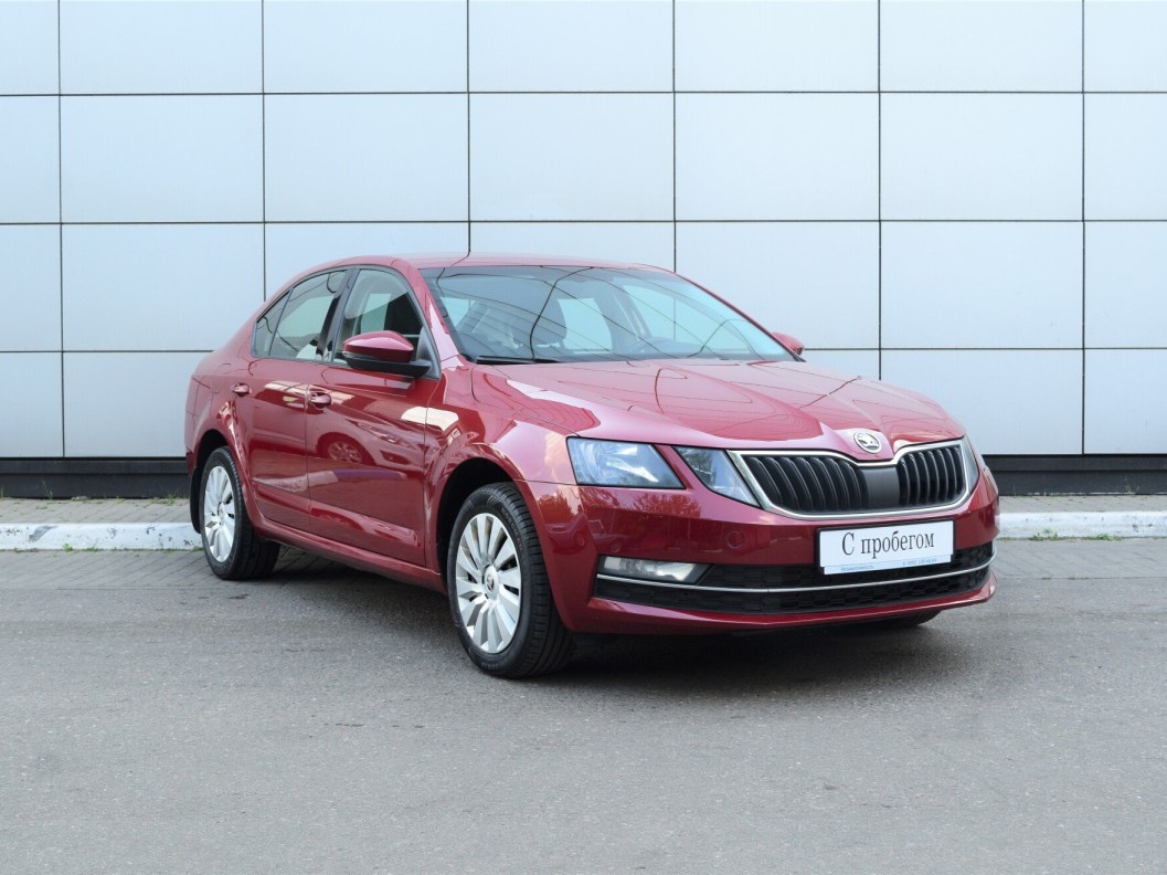 Skoda Octavia 1.6 АКПП фото 1
