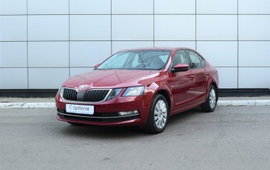 Skoda Octavia 1.6 АКПП превью 3
