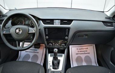Skoda Octavia 1.6 АКПП превью 10