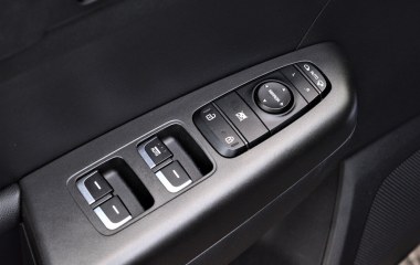 Kia Sportage Premium 2.0 АКПП превью 15