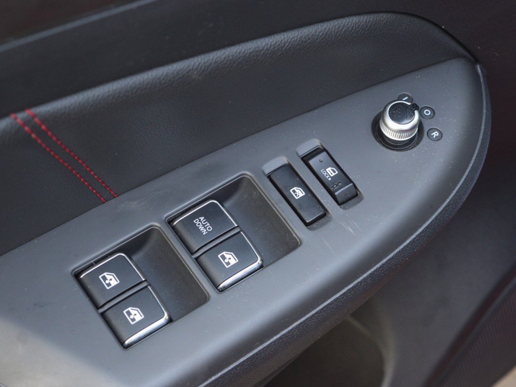 Changan CS75 1.8  фото 15
