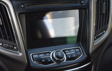 Changan CS75 1.8  превью 16