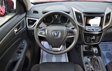 Changan CS75 1.8  превью 19