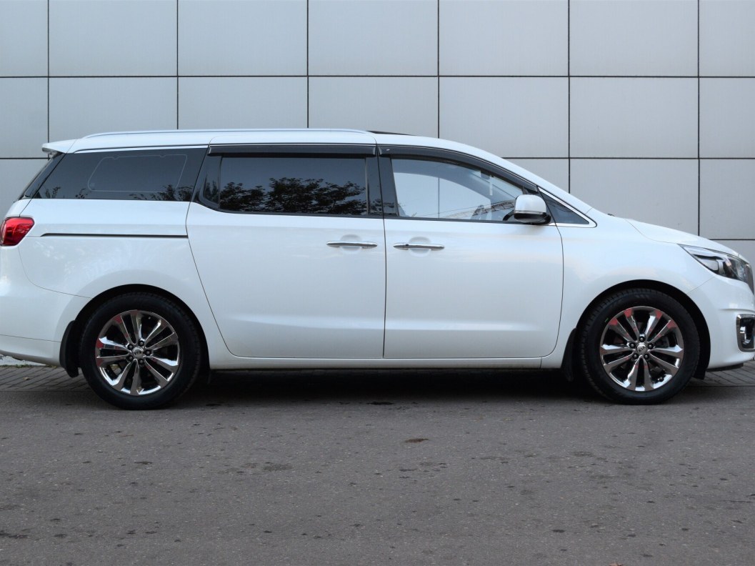 Kia Carnival 2.2 АКПП фото 4