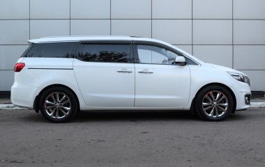 Kia Carnival 2.2 АКПП превью 4