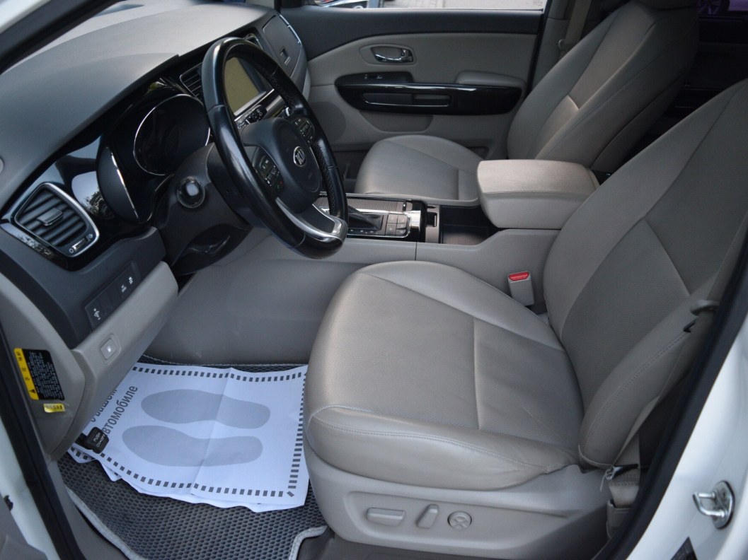 Kia Carnival 2.2 АКПП фото 9