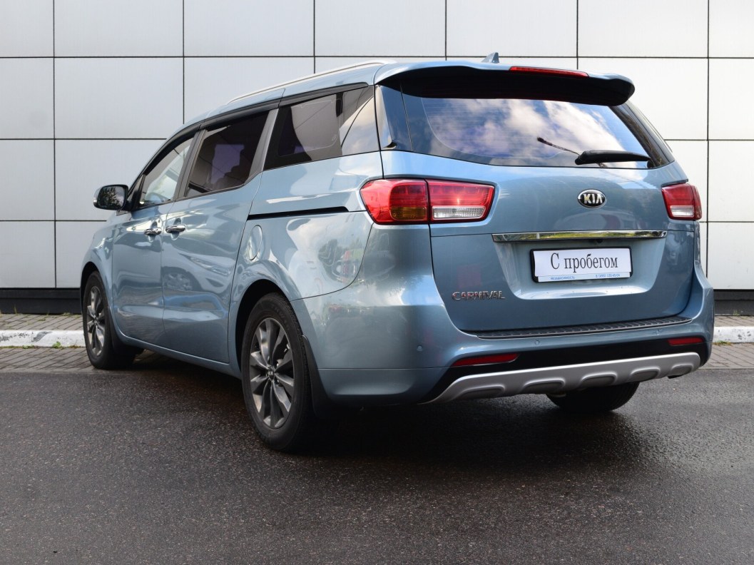 Kia Carnival 2.2 АКПП фото 8