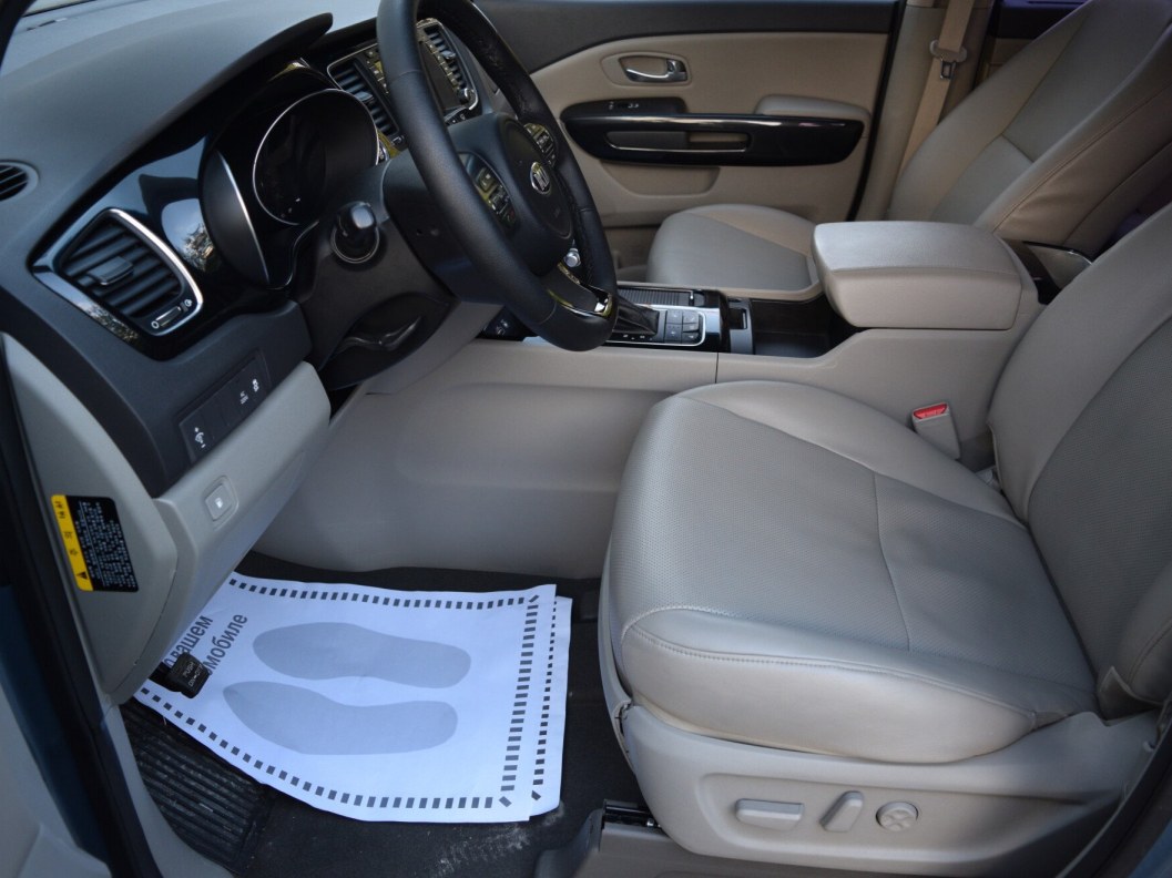 Kia Carnival 2.2 АКПП фото 9