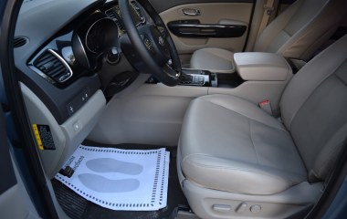 Kia Carnival 2.2 АКПП превью 9