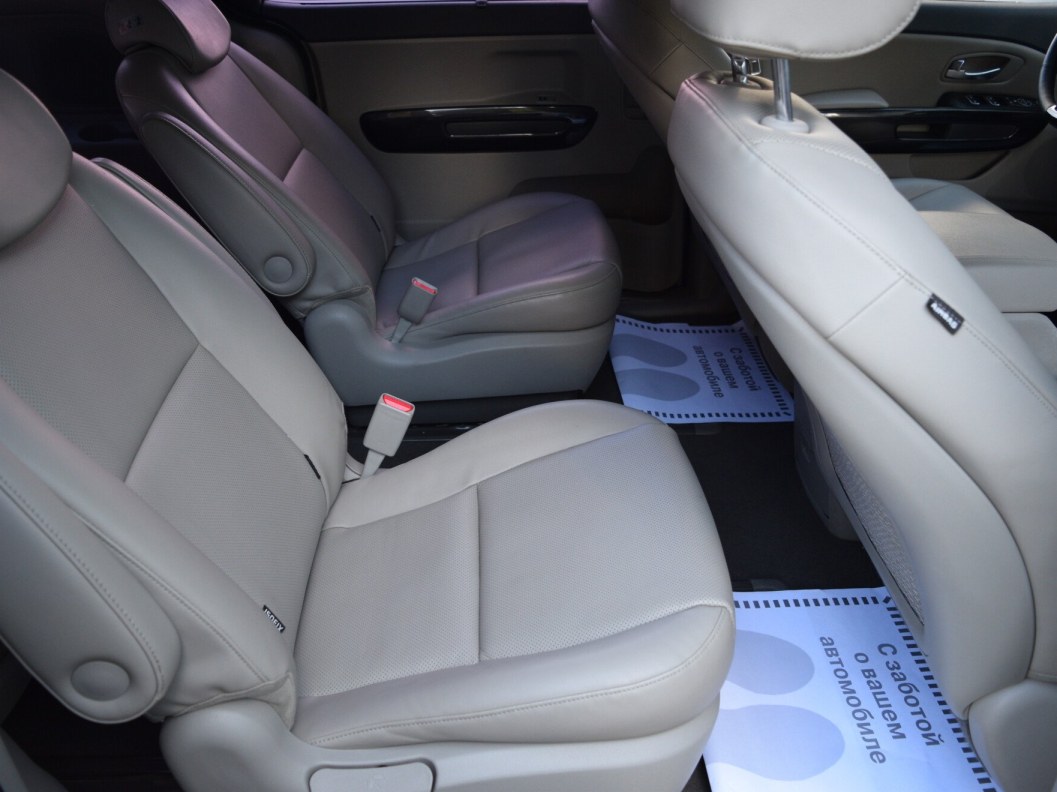 Kia Carnival 2.2 АКПП фото 12